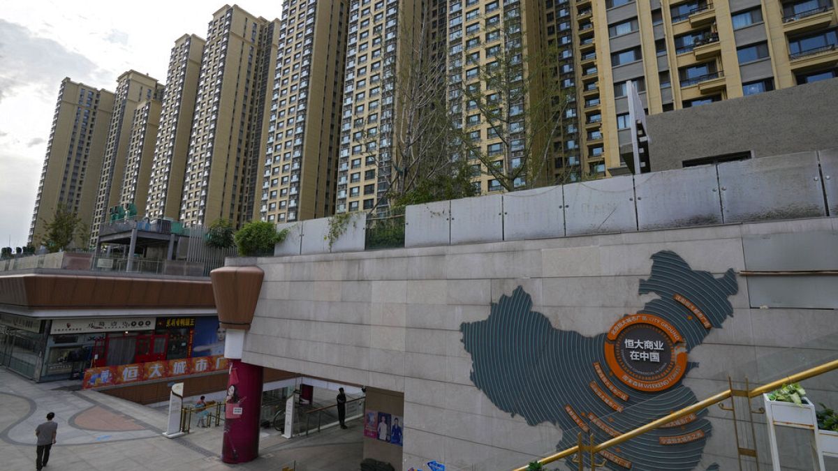 Hong Kong mahkemesi, 300 milyar dolar borcu olan Çin'in Evergrande şirketinin tasfiyesine karar verdi