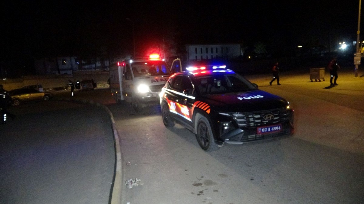 AVM otoparkında intihar tehdidi ekiplere haber verdi - görsel 3