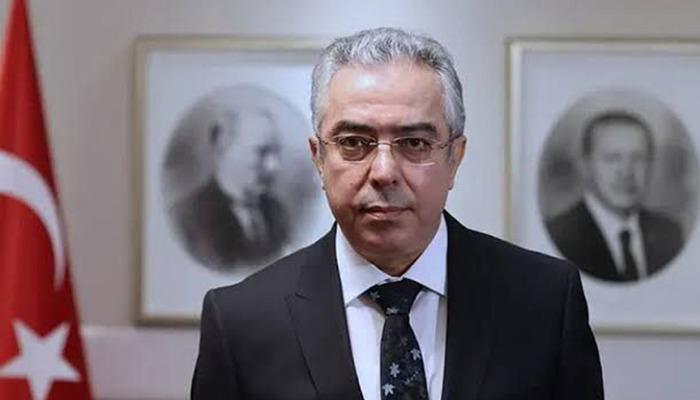 Cumhurbaşkanı Mehmet Uçum'un başdanışmanı: "Ya silahlarını bırakırlar ya da siyasetteki gölgeleri kaybolur"