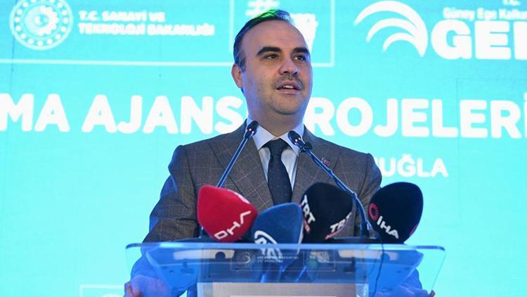 Bakan Kacır: Türkiye toplamın toplam gelişmesine geçecek