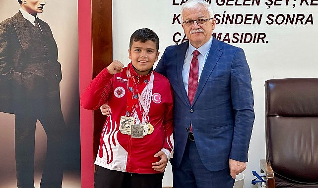 Burhaniye'nin Gururu Belediye Başkanı Deveciler'e Ziyaret - SPORT