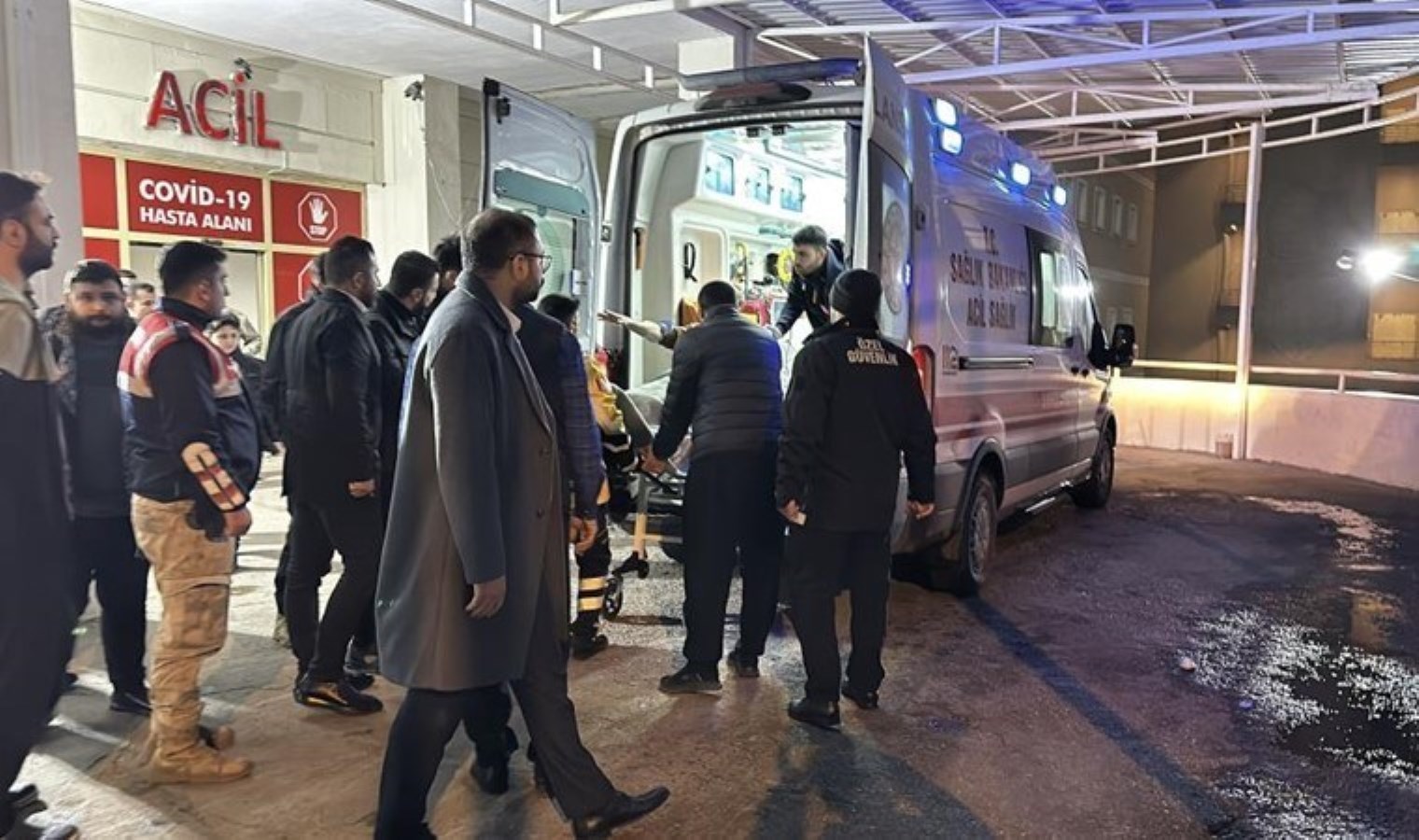Şanlıurfa'da zincirleme kaza... AKP'li eski milletvekili yaralandı! - Türkiye'den son dakika haberleri