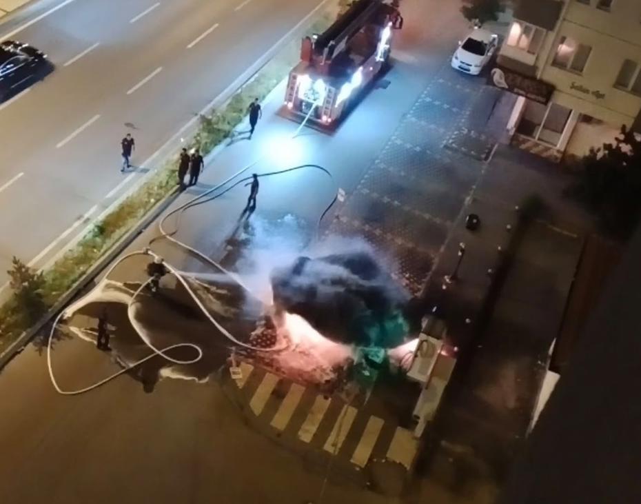 Elektrikli araç yangınına profesyonel müdahale