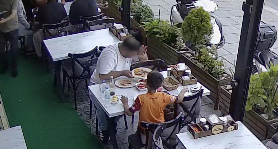 Restoranda Şaşırtıcı Olay: Yemeğine Bilerek Kıl Atıp Hesaptan Kaçmak İstedi