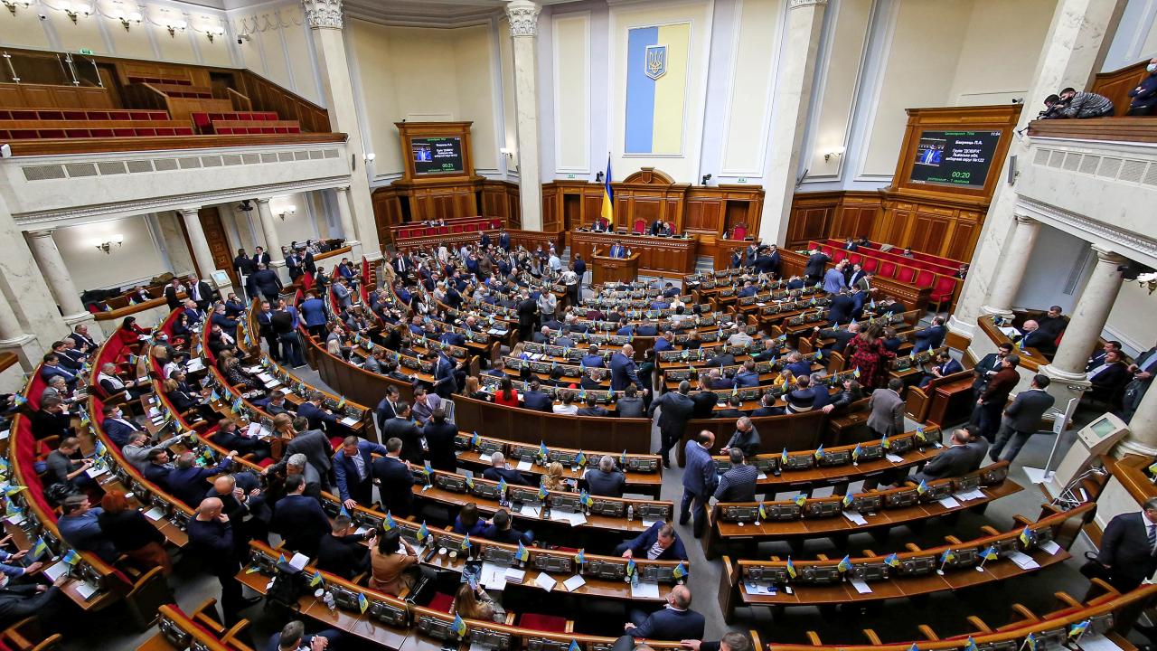 Ukrayna'da seferberliğe ilişkin daha kısıtlayıcı bir yasa kabul edildi
