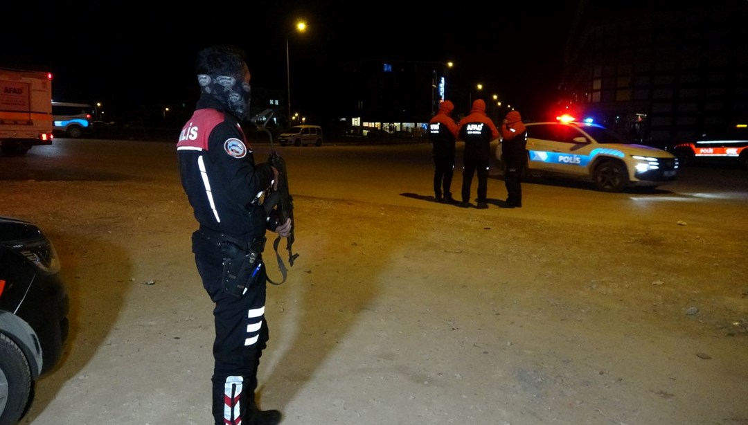 AVM otoparkında intihar tehdidi ekiplere haber verdi