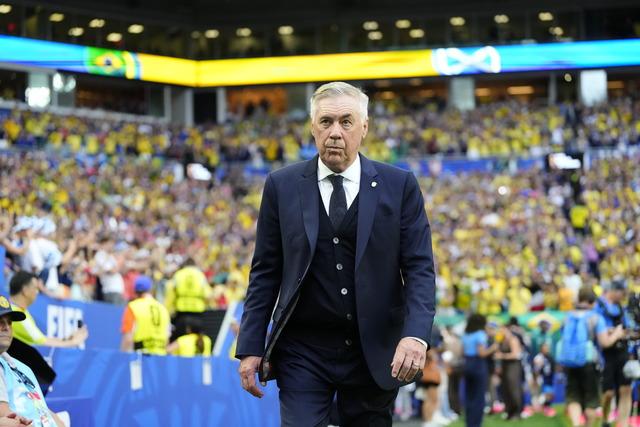 Carlo Ancelotti'nin Brezilya Milli Marşını Söylediği Unutulmaz Anlar
