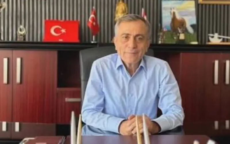 Tufanbeyli Belediye Başkanı Ahmet Aktürk Kalp Krizi Şüphesiyle Hastaneye Kaldırıldı