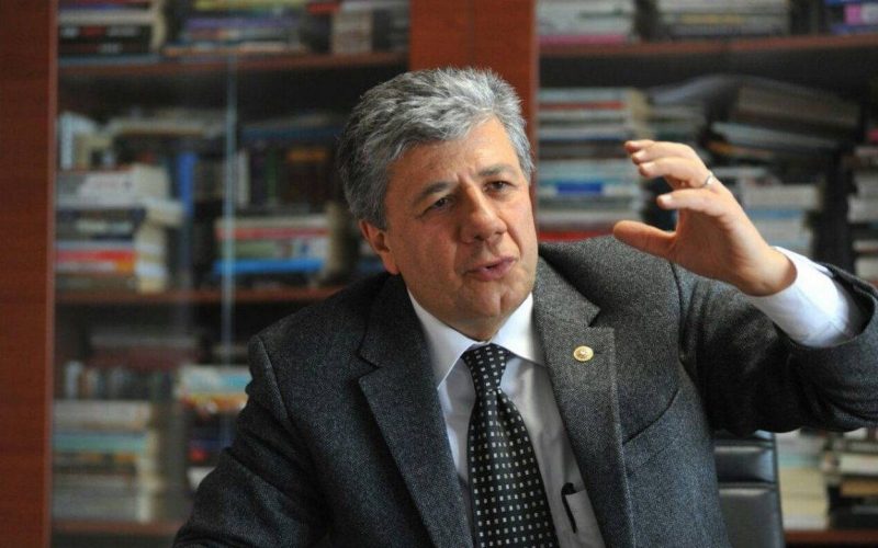 Mustafa Balbay’dan 'CHP kapatılsın dedi' iddialarına sert yanıt: 'Bu yorumu çıkarmak butlana gerekçe aramak kadar imkânsız'